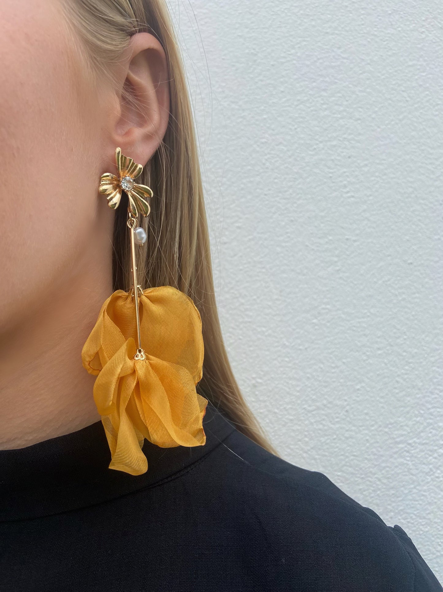 Bouquet earrings / flower earrings