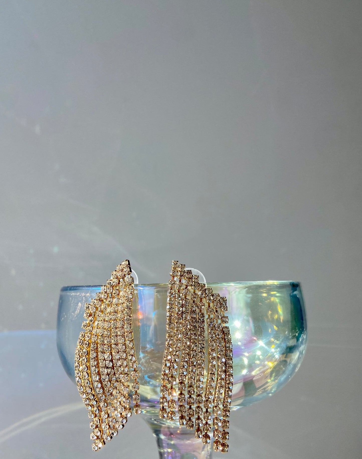 Crystal cascade