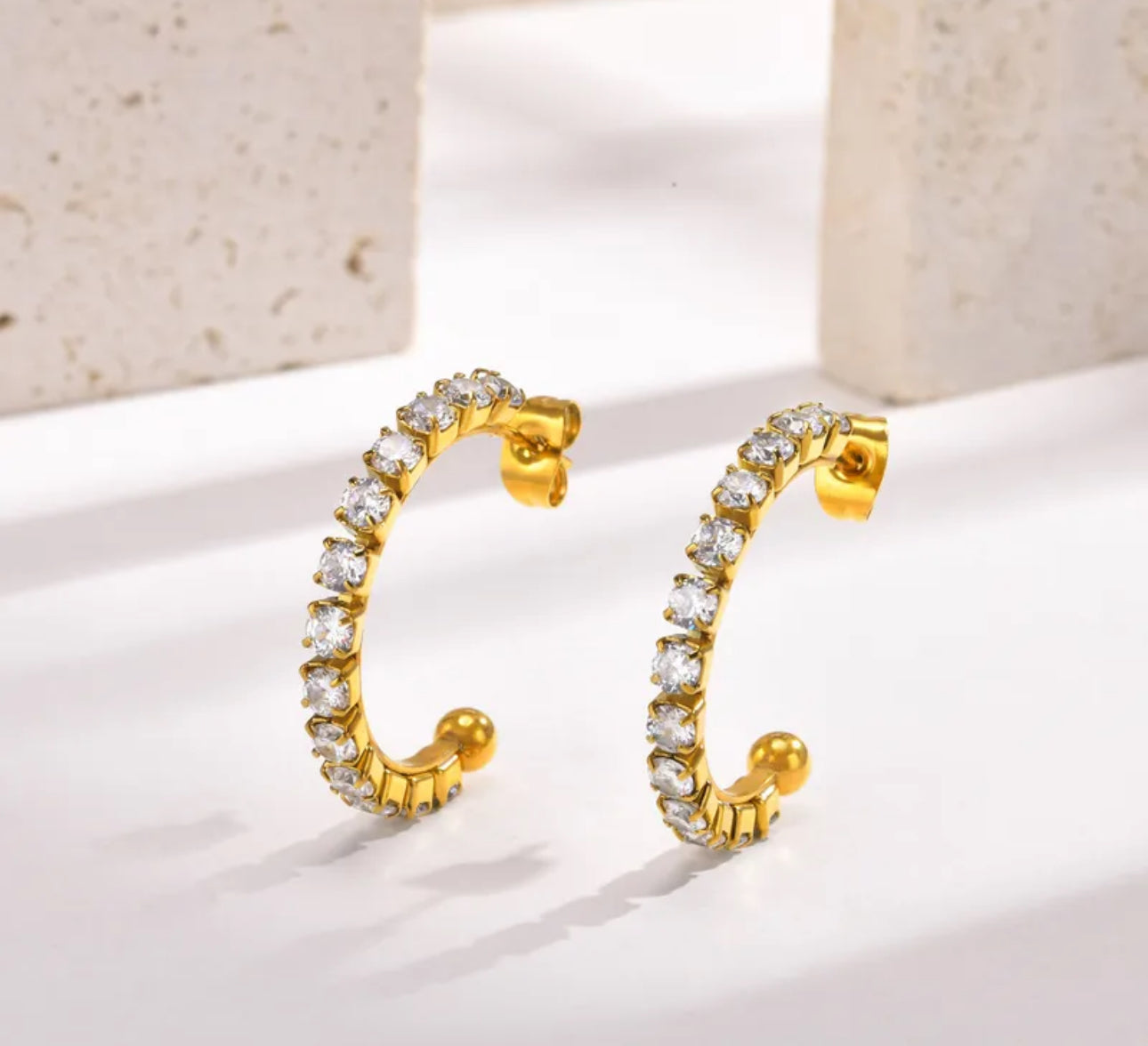Single crystal hoop