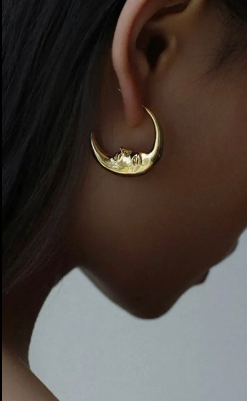 Moon face earrings