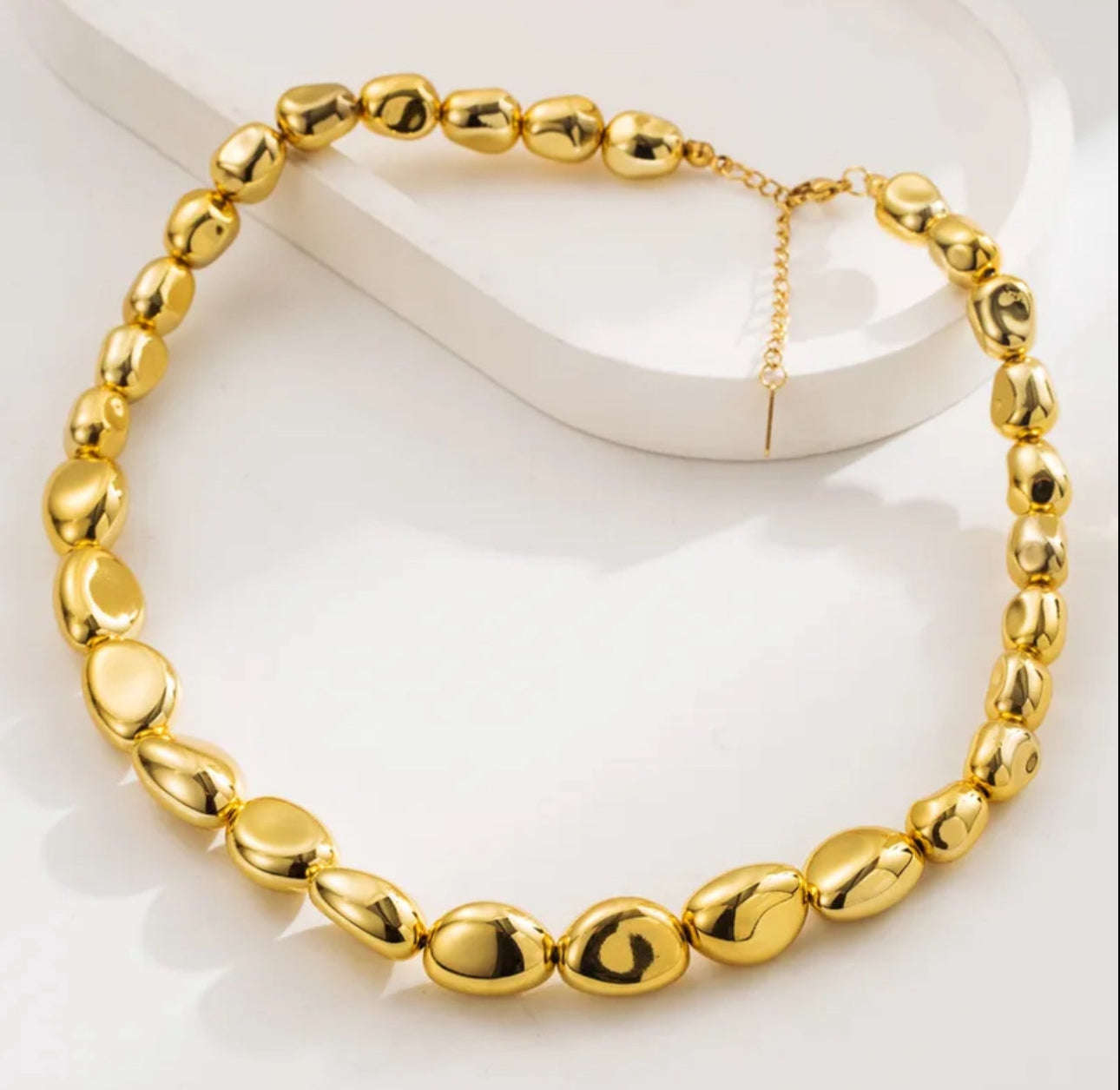 Pebbles necklace