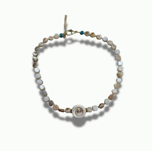 Shell necklace