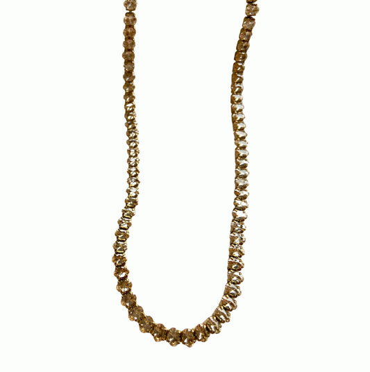 Regina choker