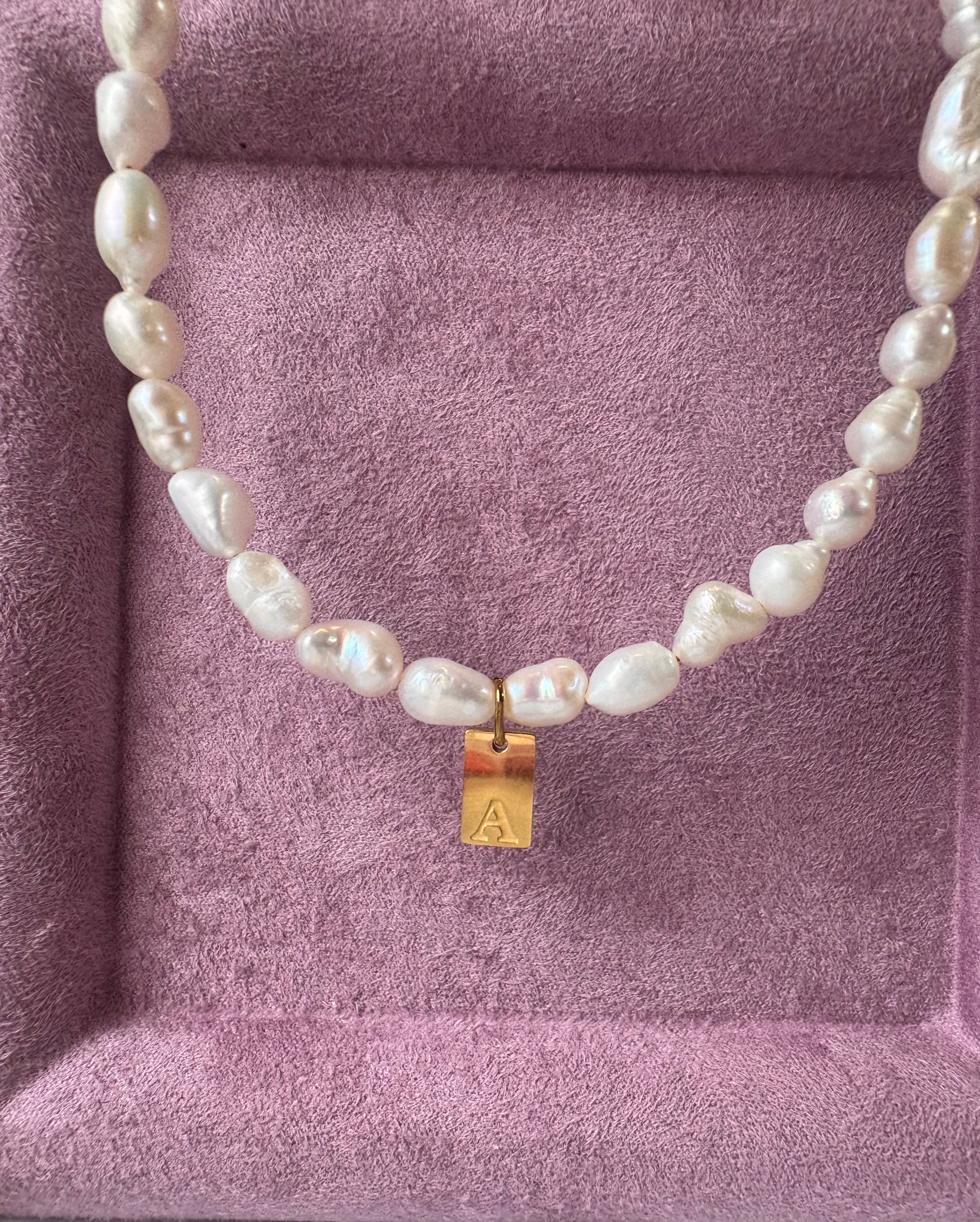 Anne necklace